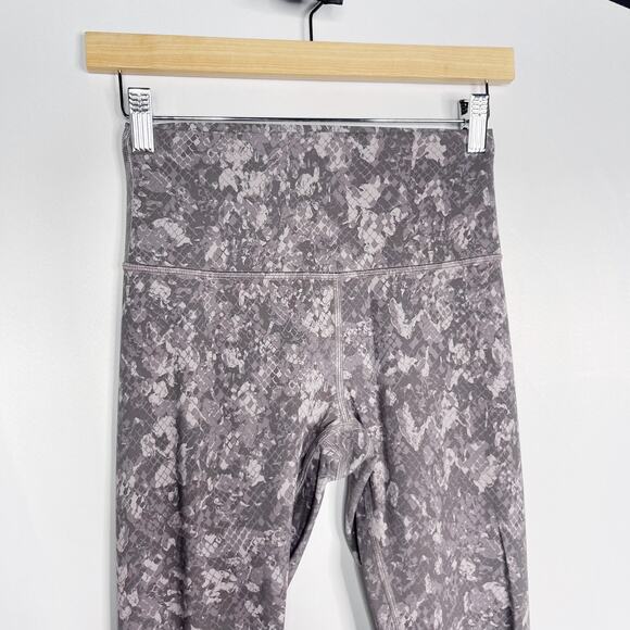 Lululemon Women 6 Align High Rise Pant 25" Legging Hideaway Camo Lunar Rock Gray - Picture 3 of 12